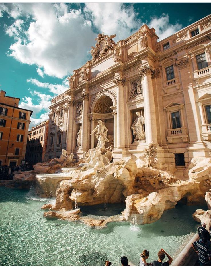 Trevi Fountain